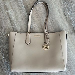 Michael Kors tote and small purse combo
